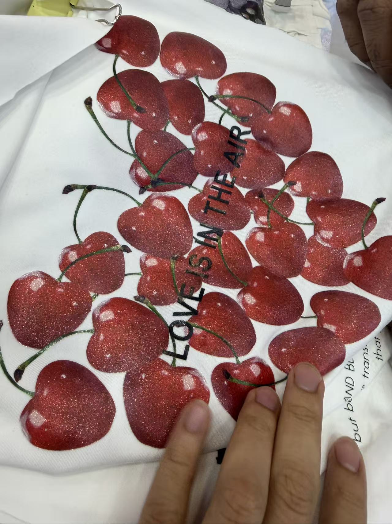 Glitter cherry hearts print