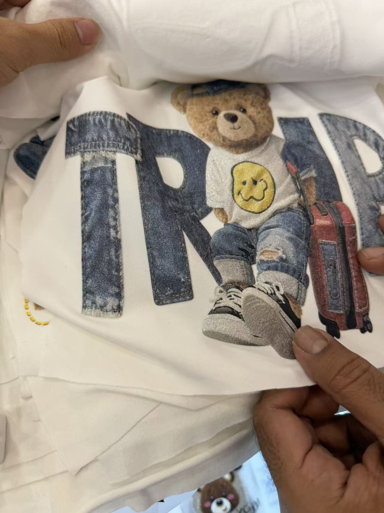 Travel bear denim print